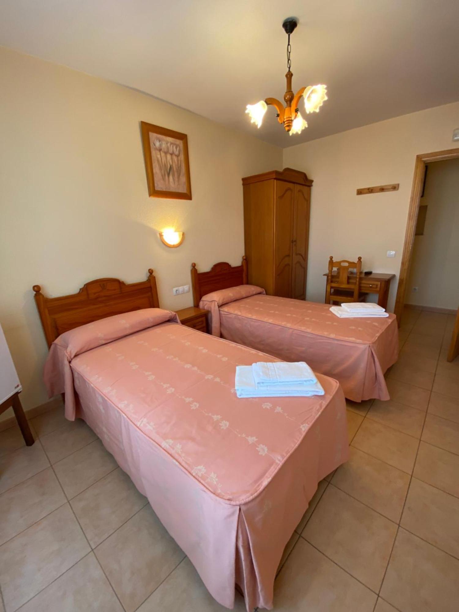Hostal Jose Mari Сьюдад-Родриго Экстерьер фото